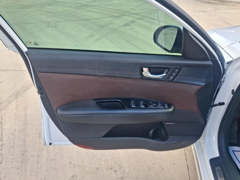 Kia Optima SXL Turbo 2016