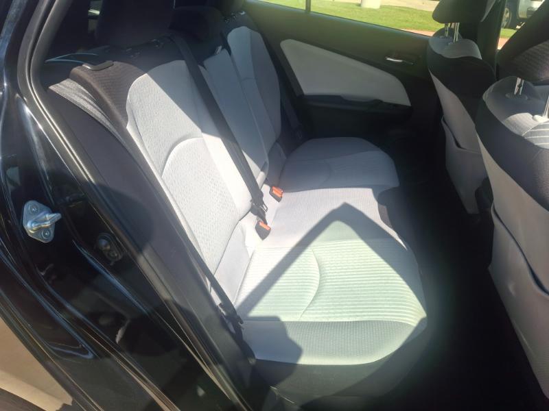 Toyota Prius Two 2018
