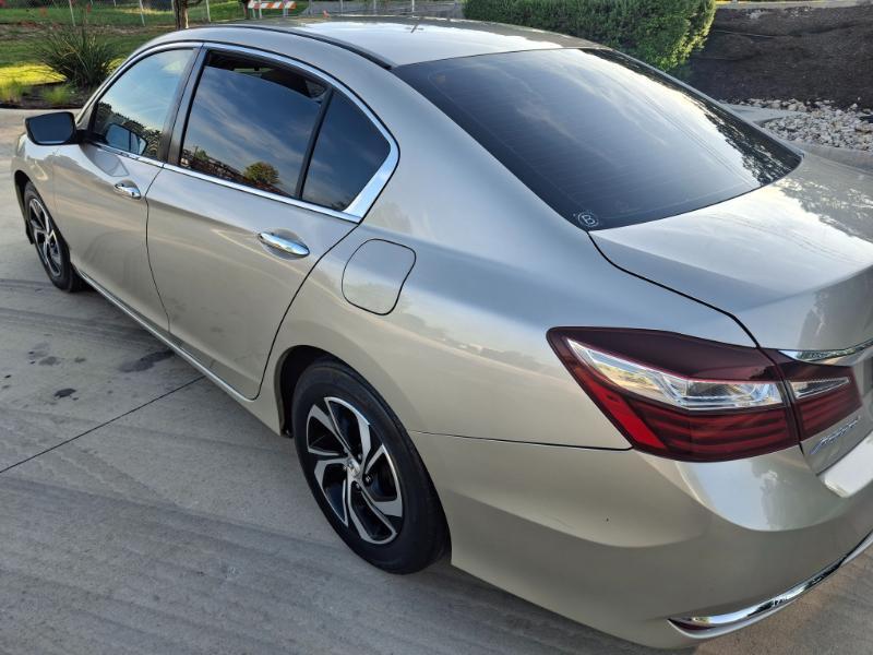 Honda Accord LX Sedan CVT 2016