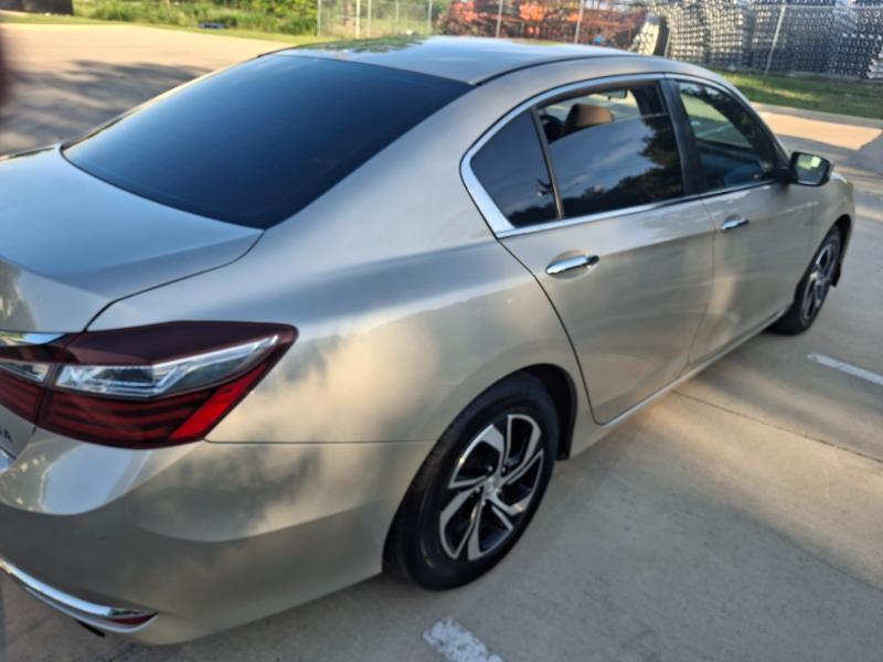 Honda Accord LX Sedan CVT 2016