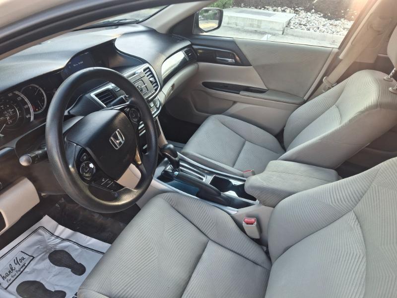 Honda Accord LX Sedan CVT 2016