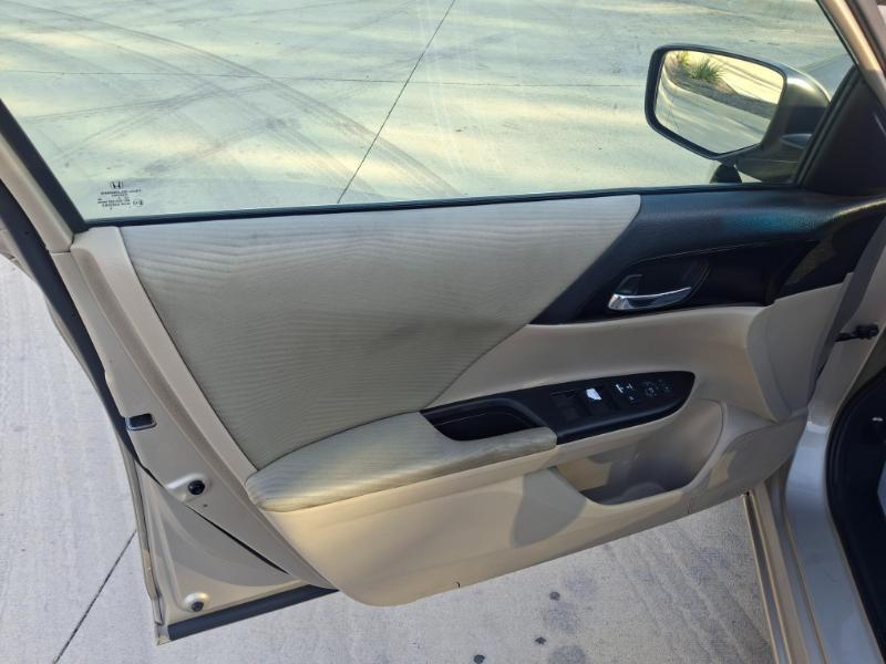 Honda Accord LX Sedan CVT 2016