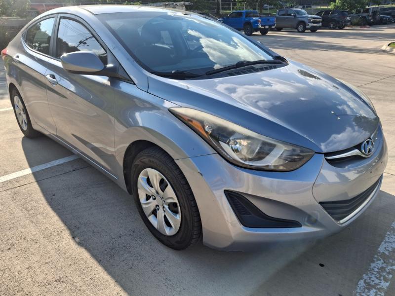 Hyundai Elantra SE 4D Sedan 2016