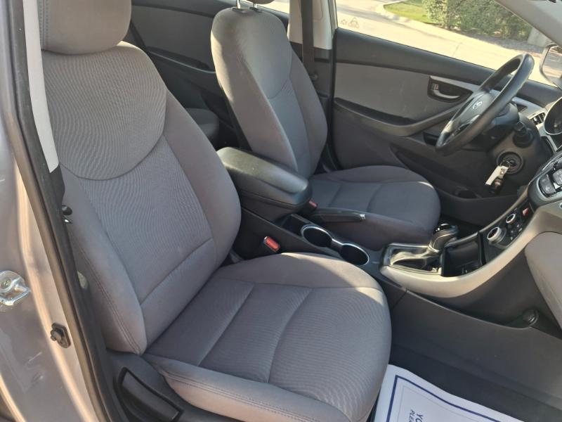 Hyundai Elantra SE 4D Sedan 2016