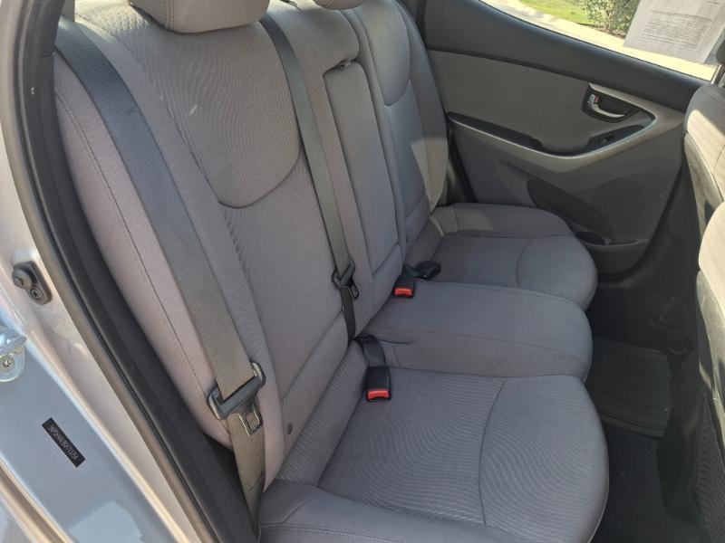 Hyundai Elantra SE 4D Sedan 2016