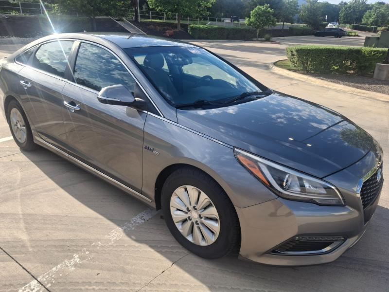 Hyundai Sonata Hybrid SE 2017