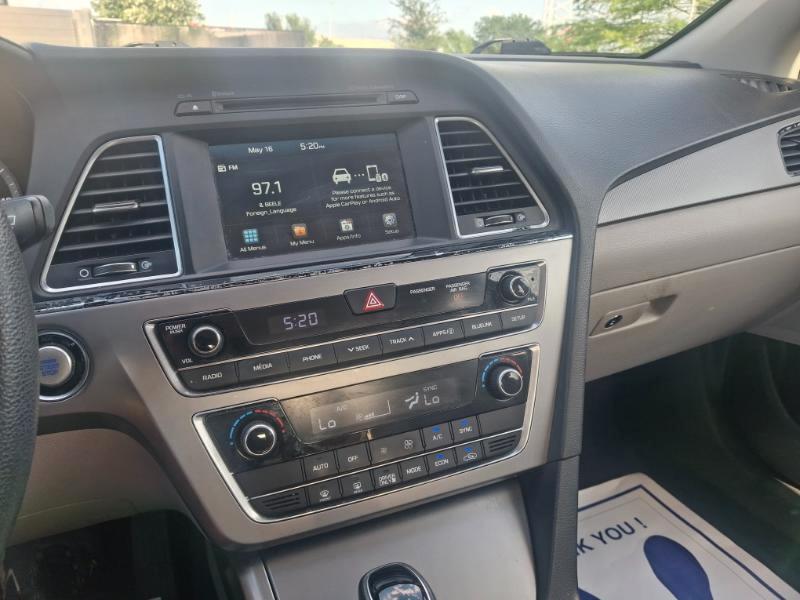 Hyundai Sonata Hybrid SE 2017