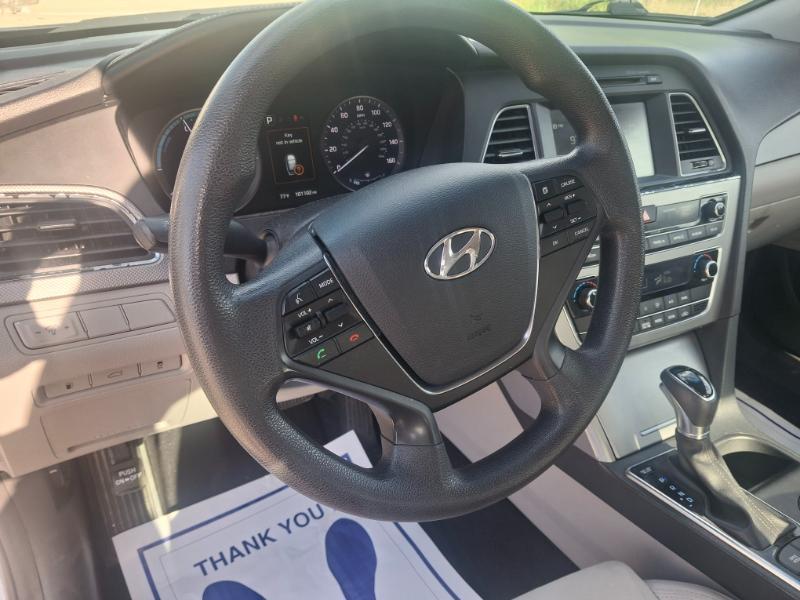Hyundai Sonata Hybrid SE 2017
