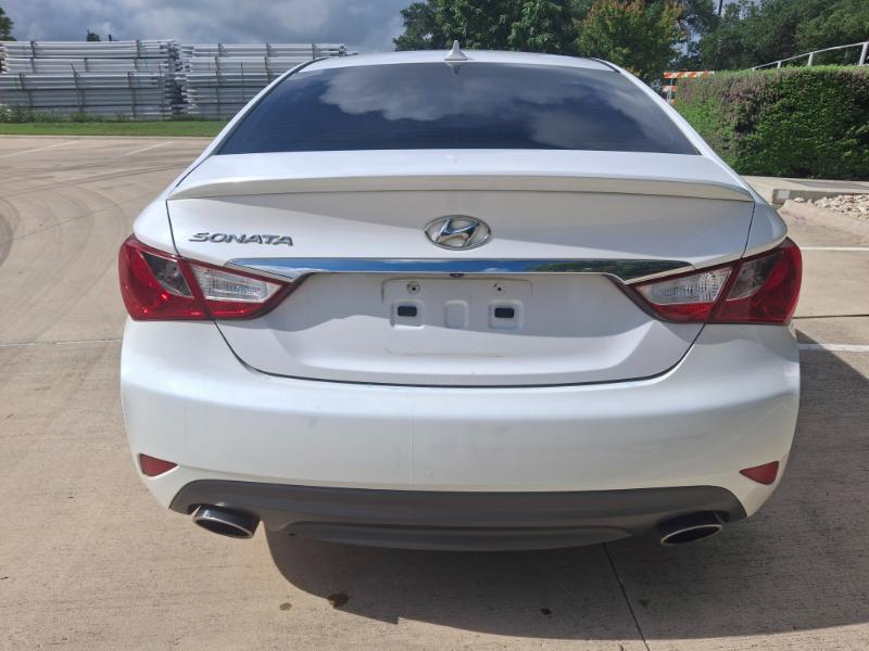 Hyundai Sonata SE 2014