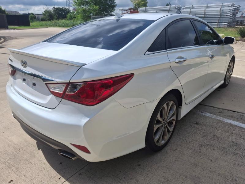 Hyundai Sonata SE 2014