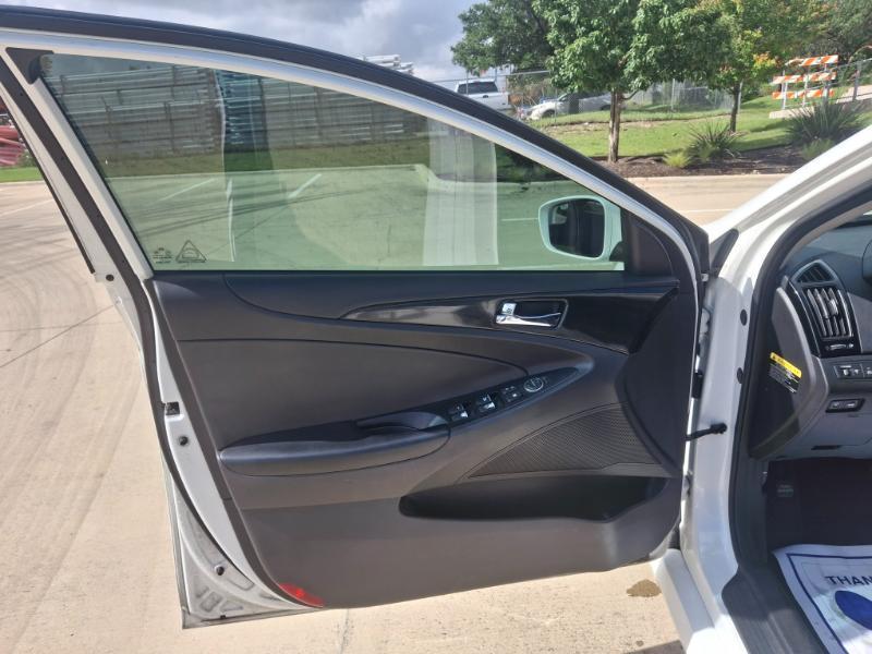 Hyundai Sonata SE 2014