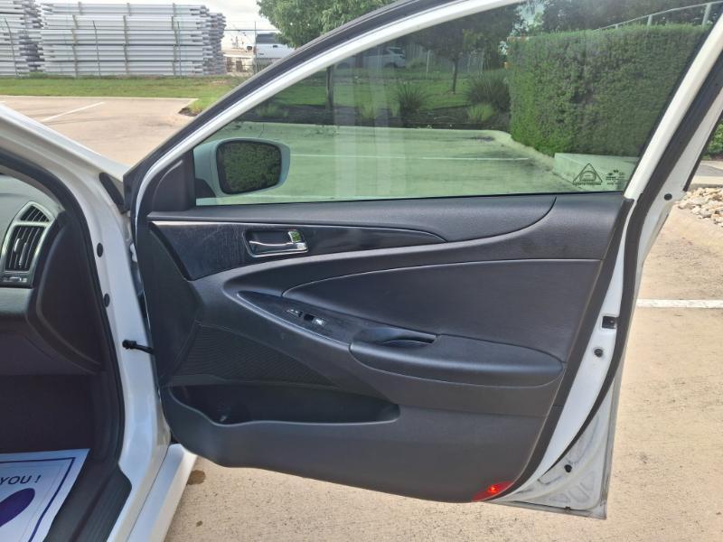 Hyundai Sonata SE 2014