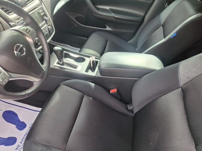 Nissan Altima 2.5 SR 2017