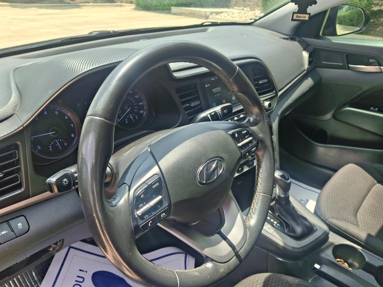 Hyundai Elantra Limited 2020