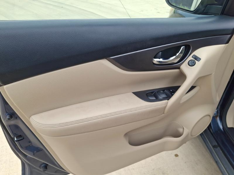 Nissan Rogue SV FWD 2016
