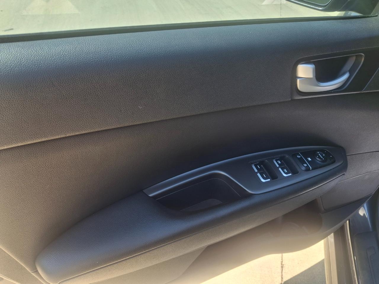 Kia Optima S 4D Sedan 2019