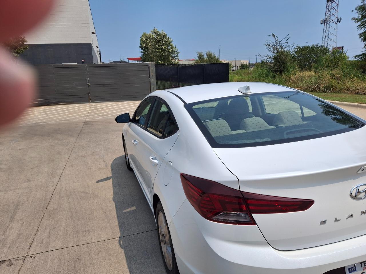 Hyundai Elantra  2019