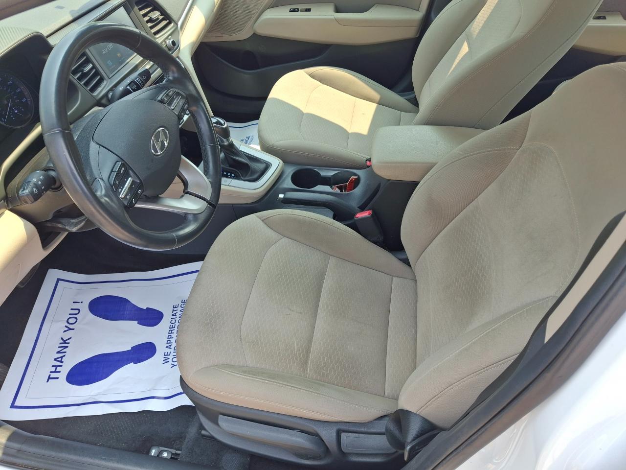 Hyundai Elantra  2019