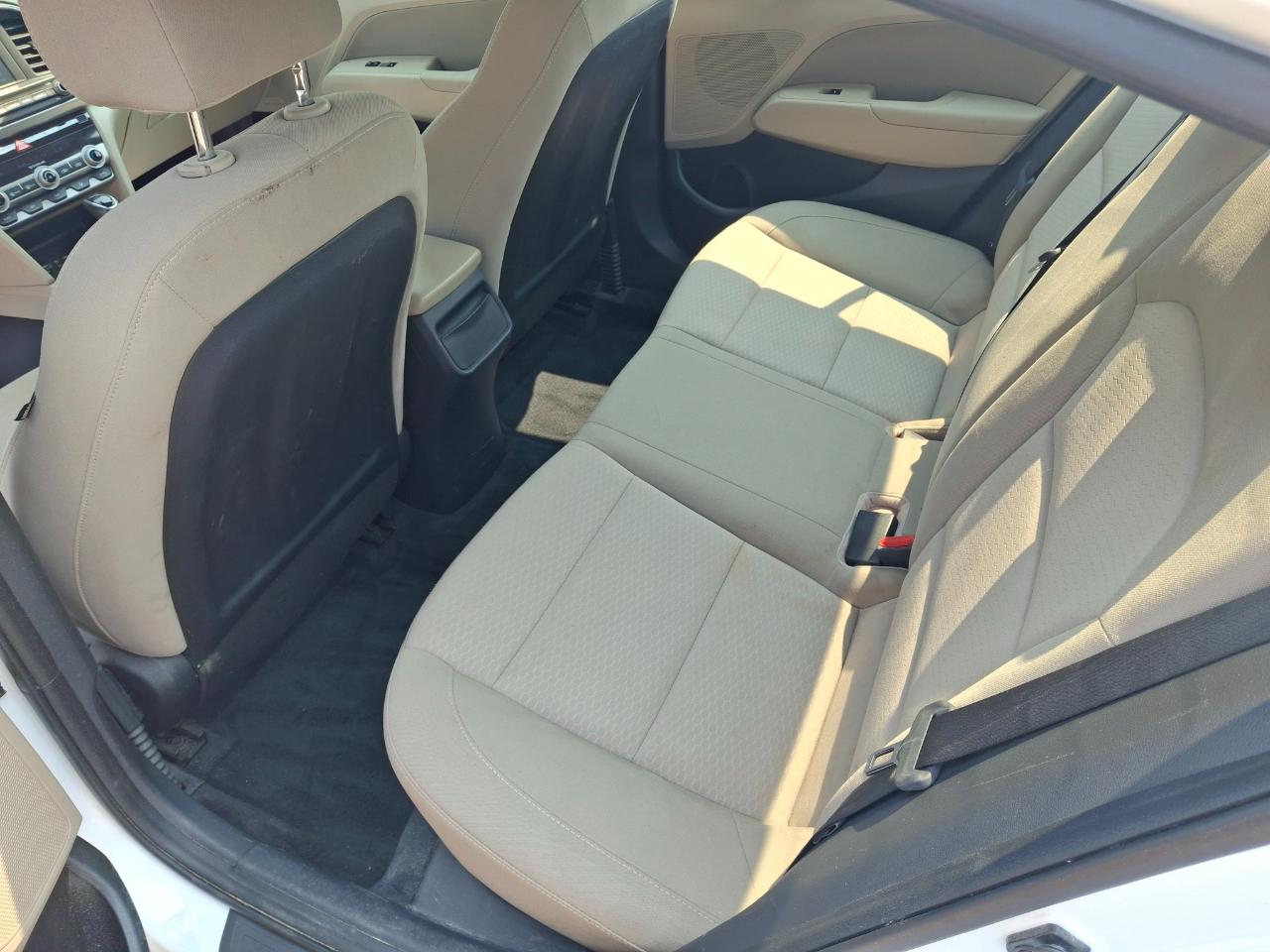Hyundai Elantra  2019