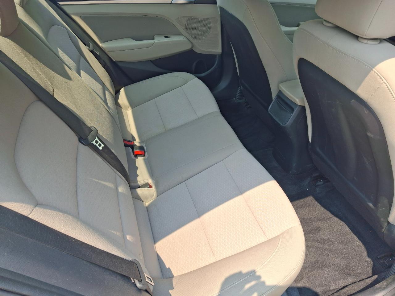 Hyundai Elantra  2019