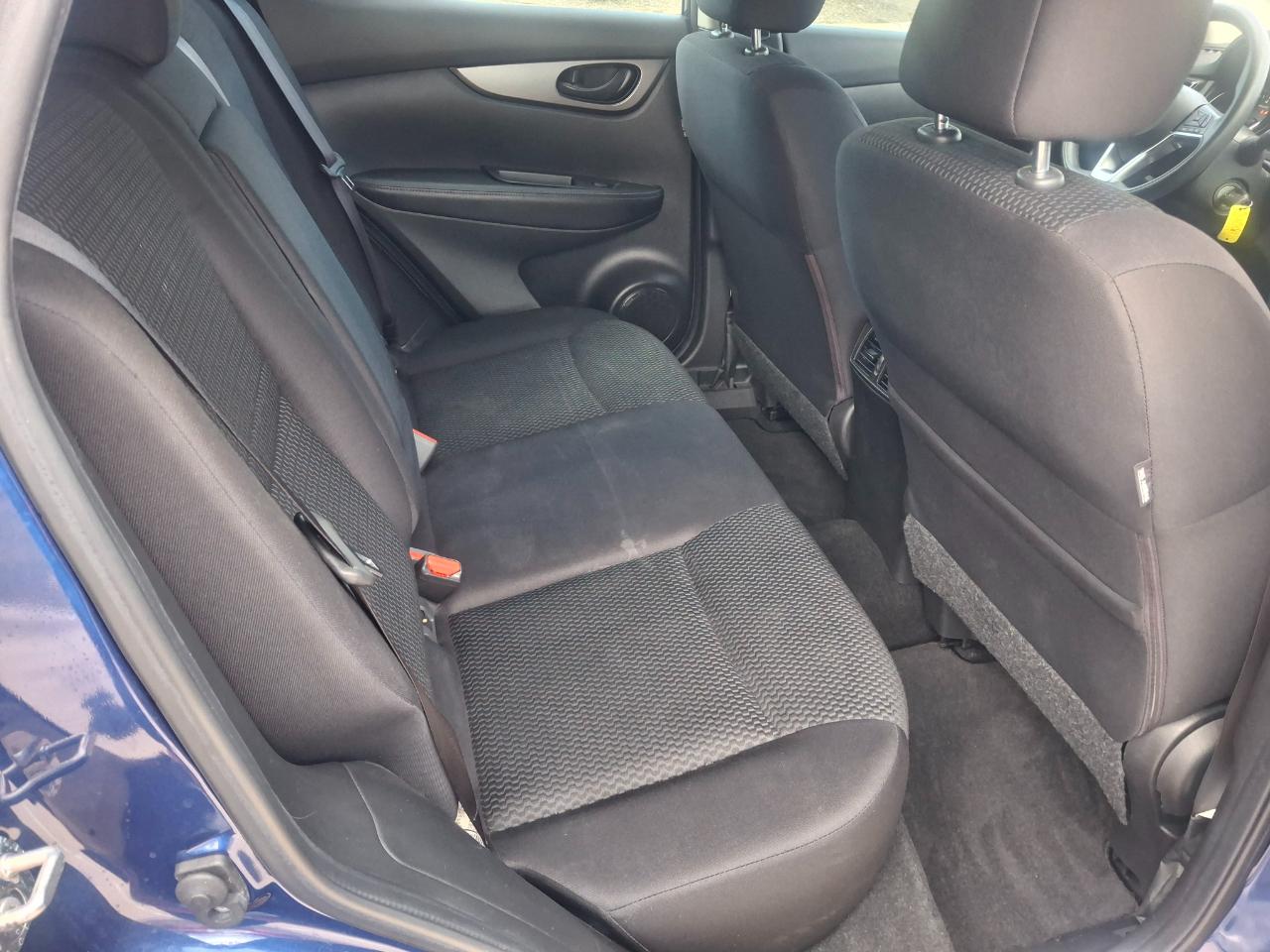 Nissan Rogue Sport S 2019