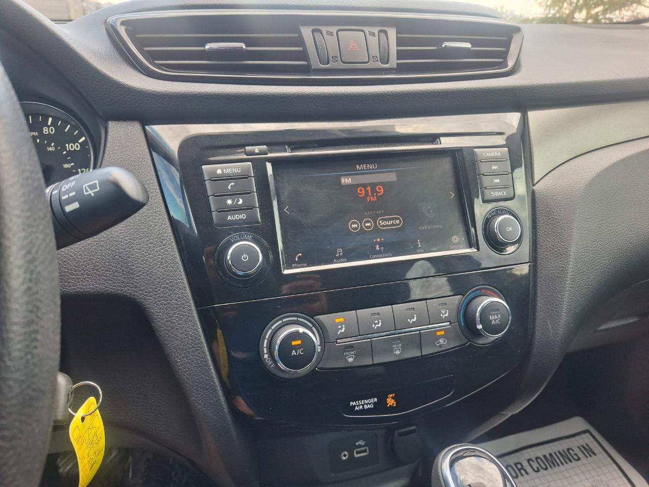 Nissan Rogue Sport S 2019