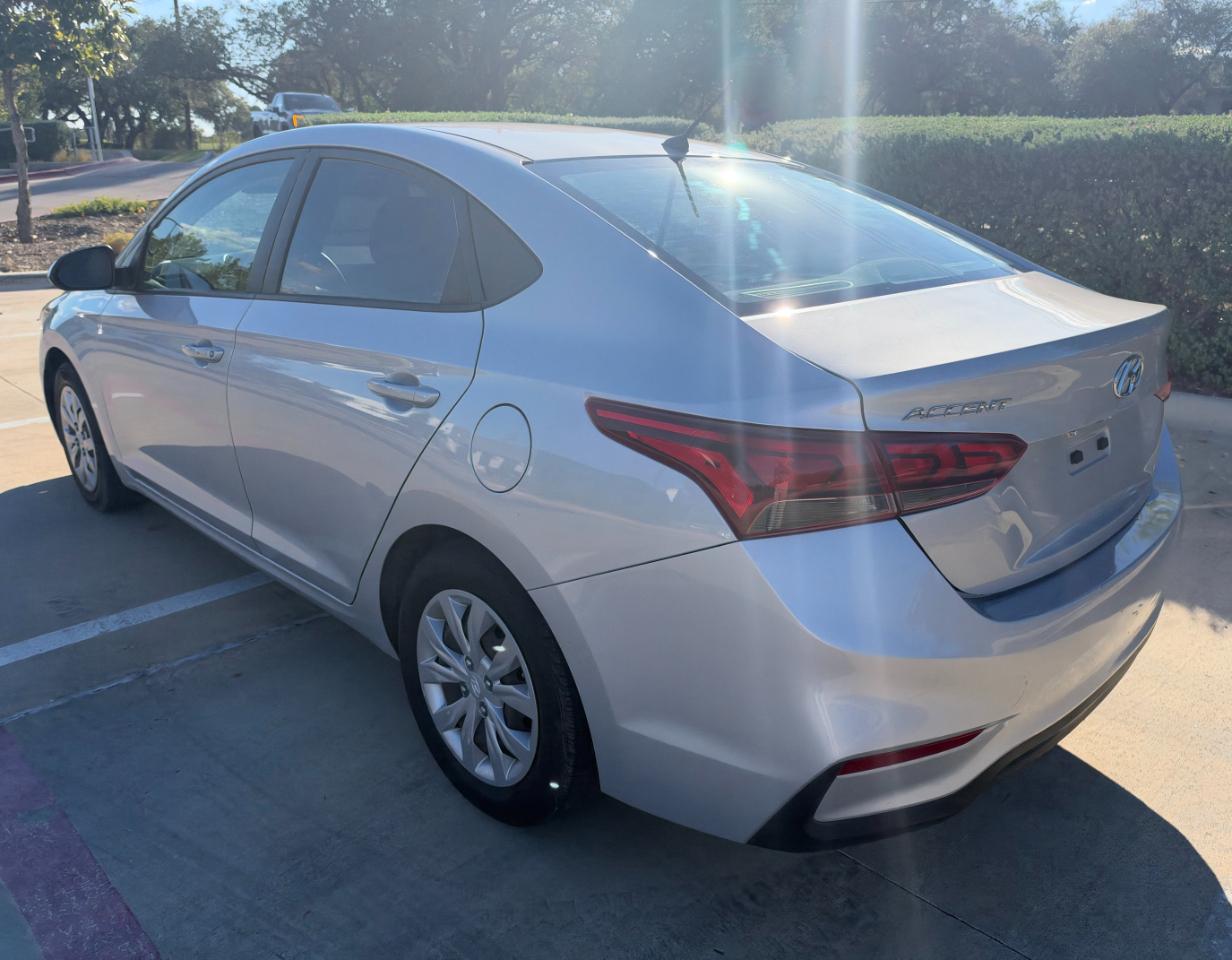 Hyundai Accent SE 2021