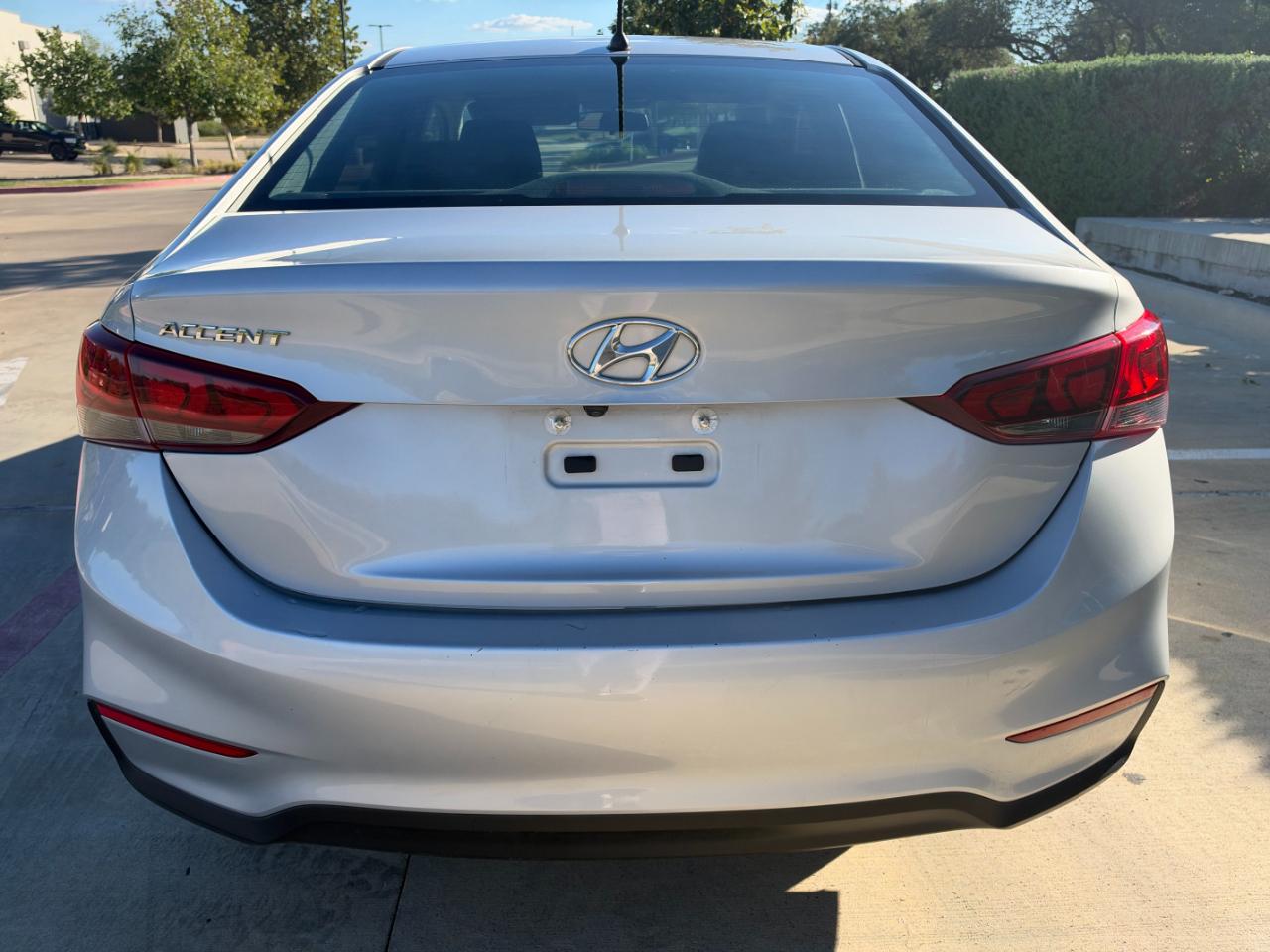 Hyundai Accent SE 2021