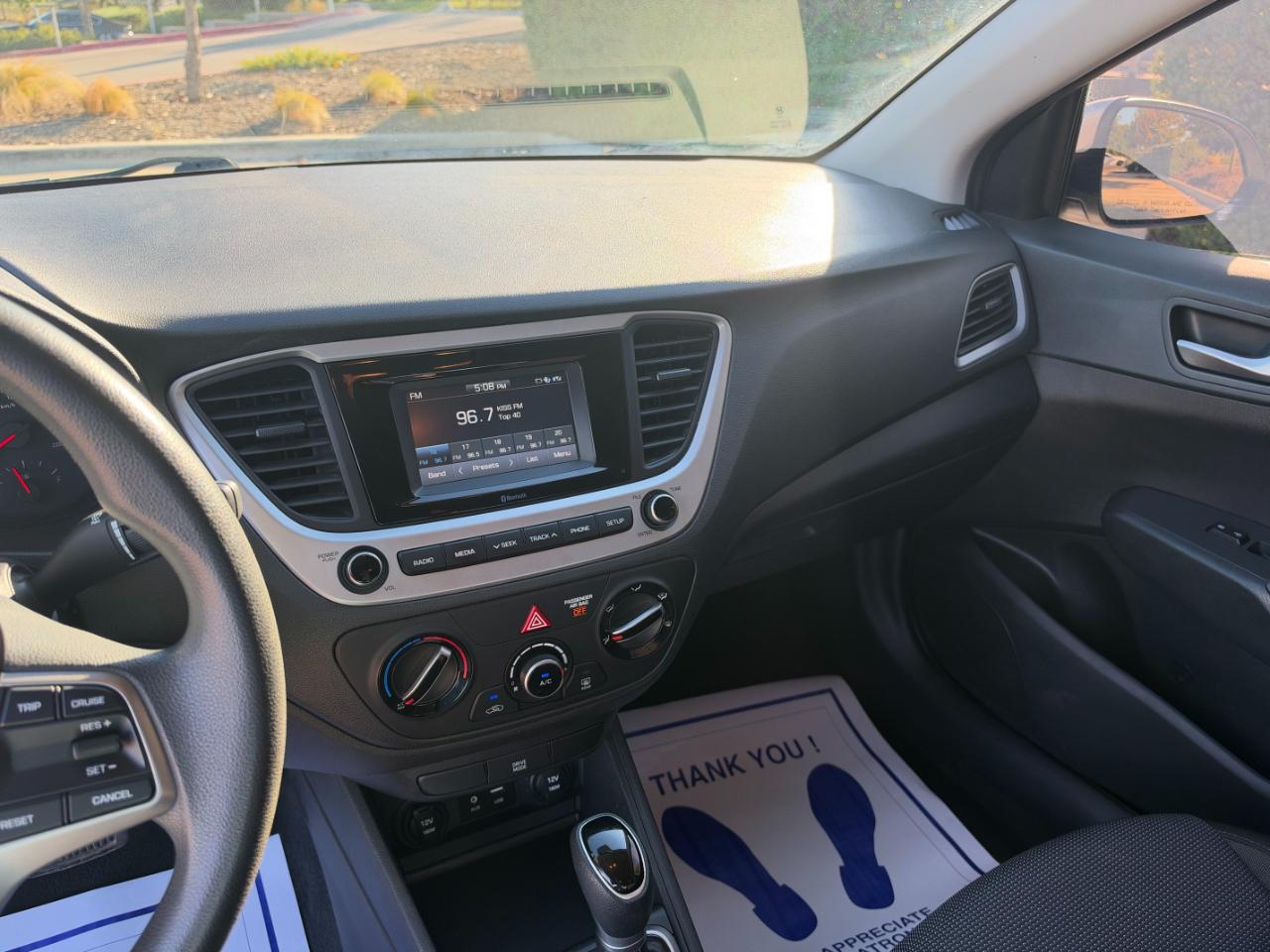 Hyundai Accent SE 2021