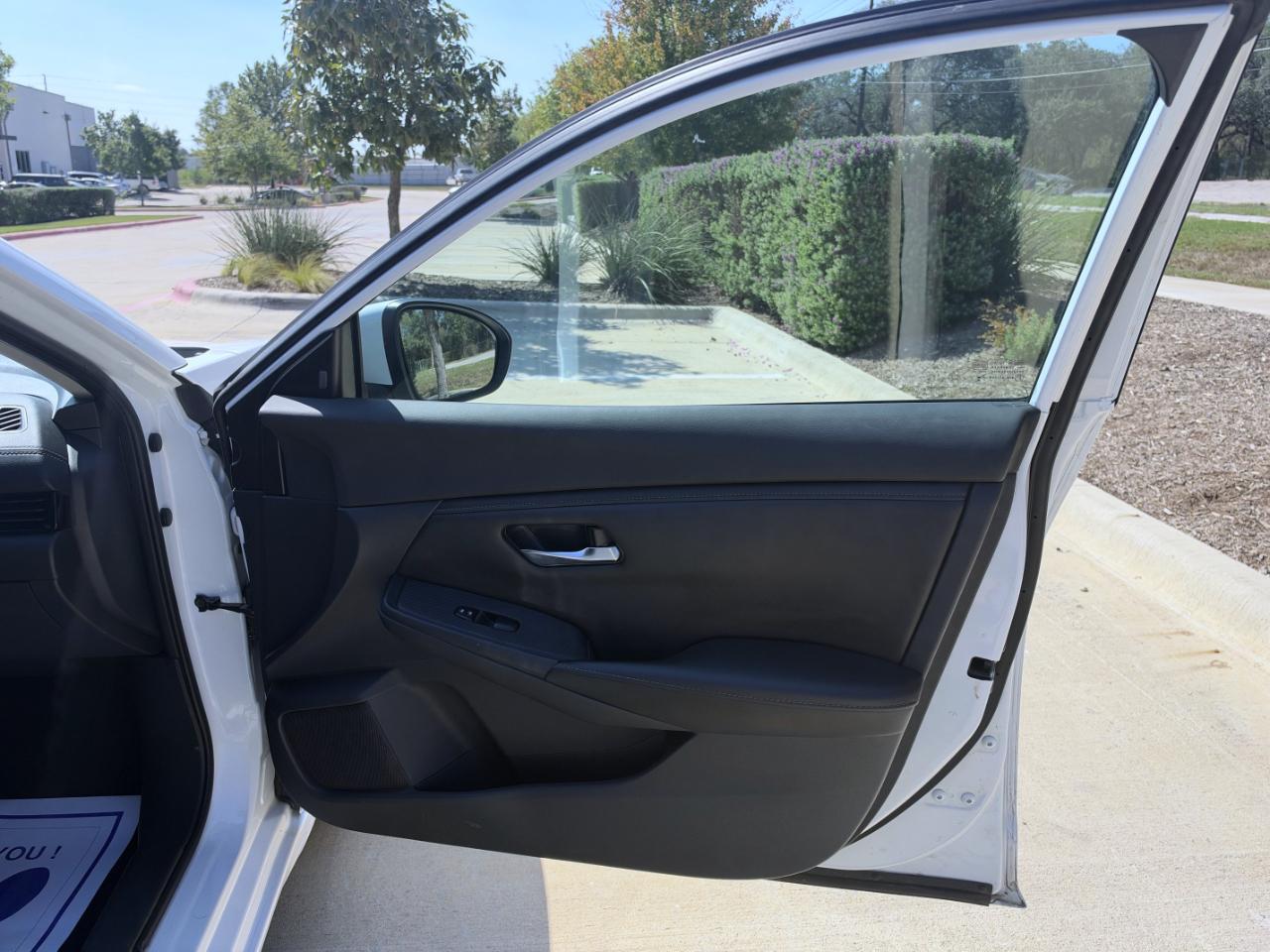 Nissan Sentra photo 18
