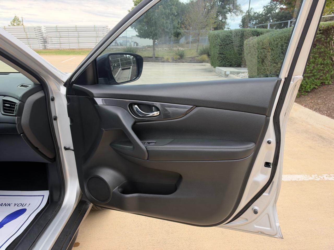 Nissan Rogue S 2017