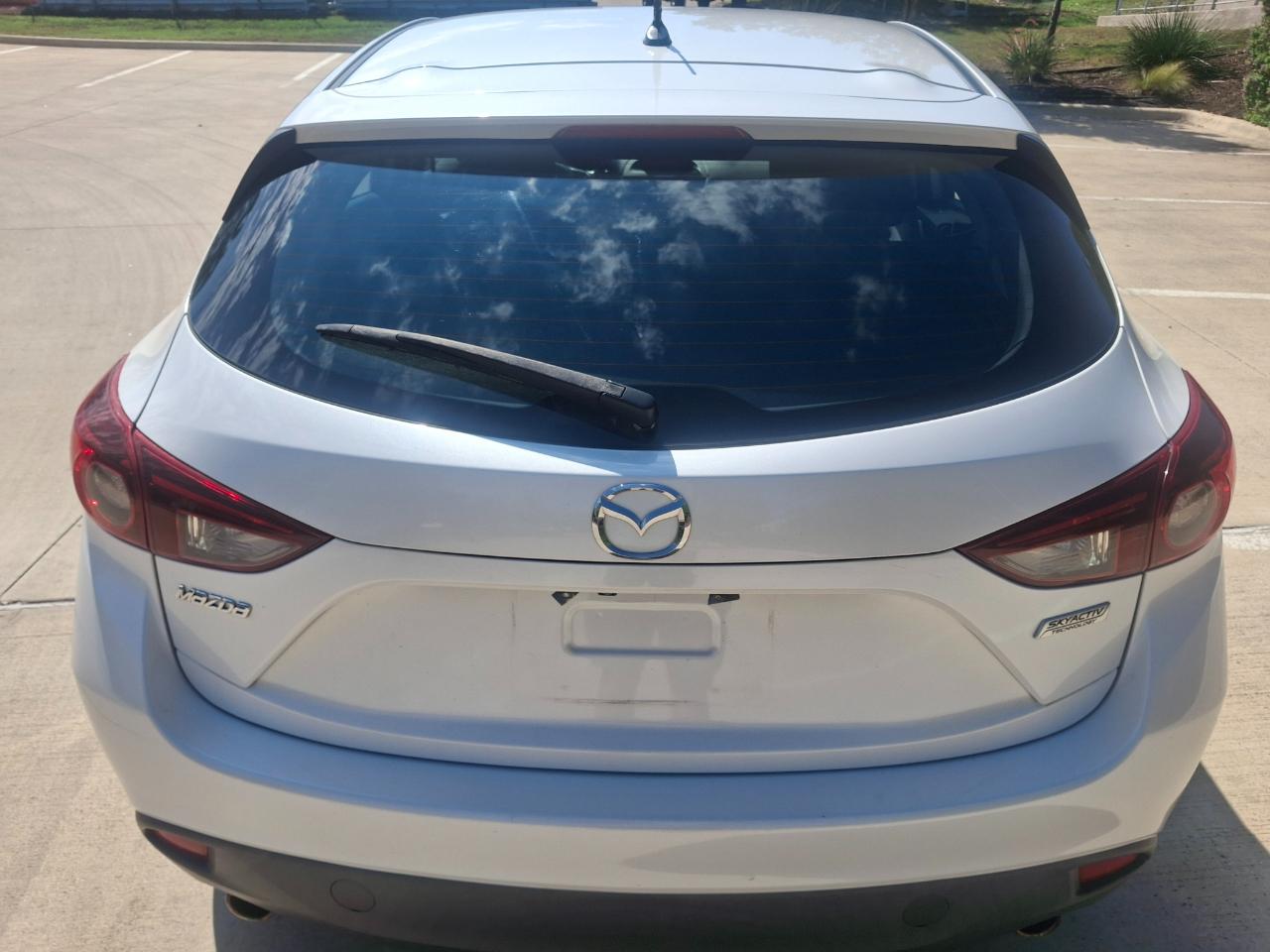 Mazda MAZDA3 i Touring AT 5-Door 2016