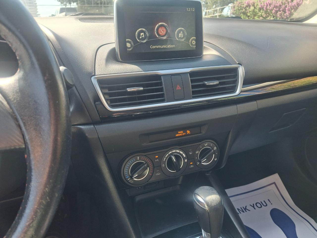 Mazda MAZDA3 i Touring AT 5-Door 2016