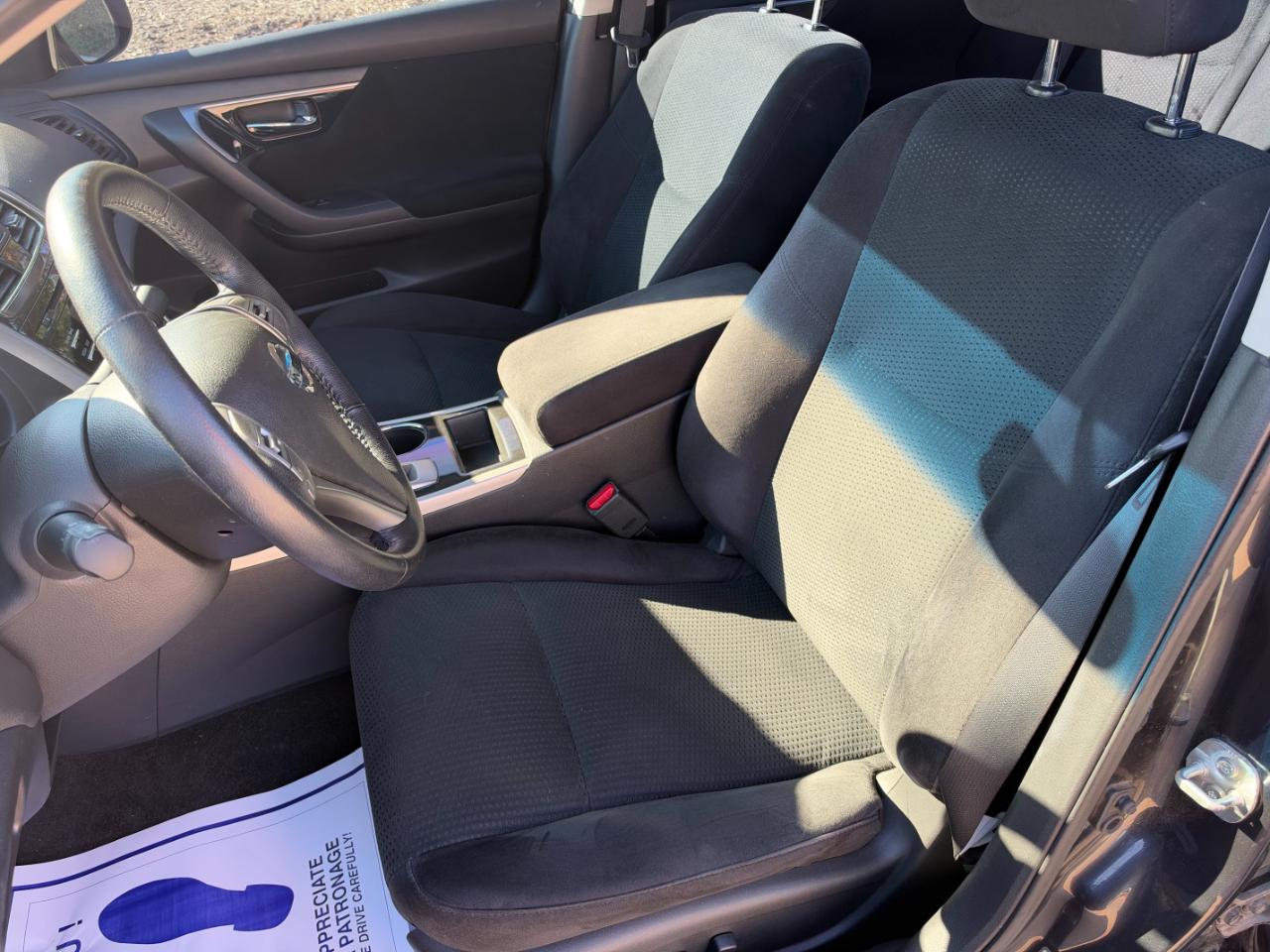 Nissan Altima 2.5 SV 2014