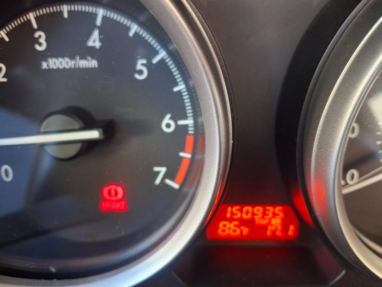 Mazda MAZDA6 i Sport 2012