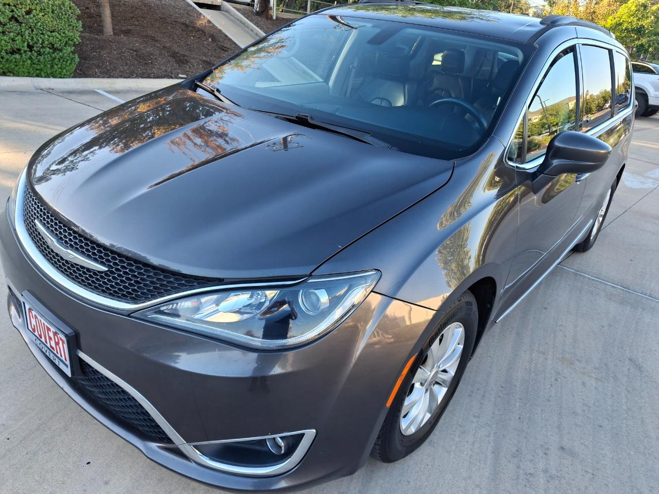 Chrysler Pacifica Touring-L 2017