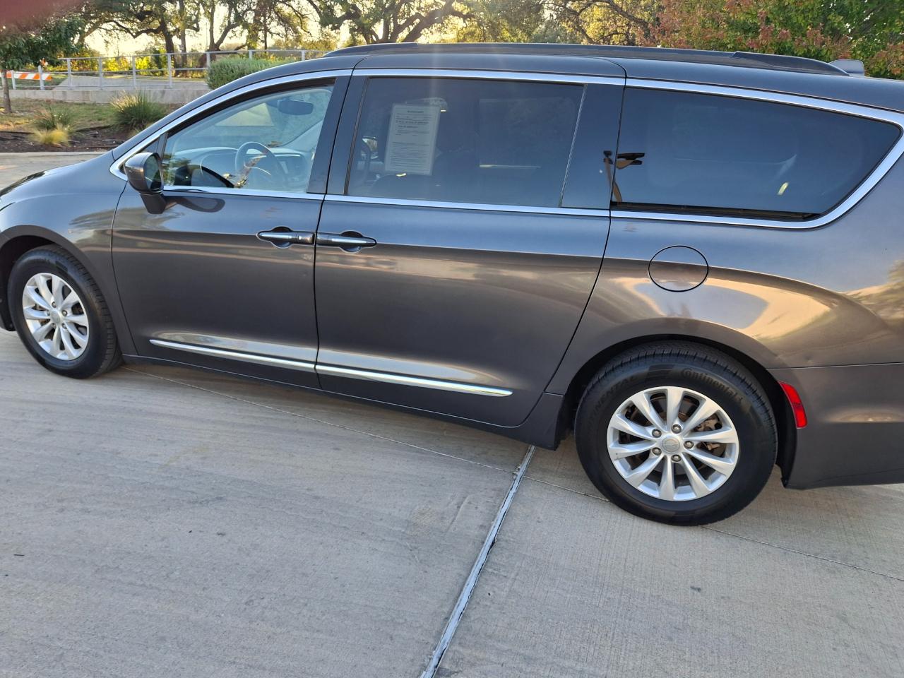 Chrysler Pacifica Touring-L 2017
