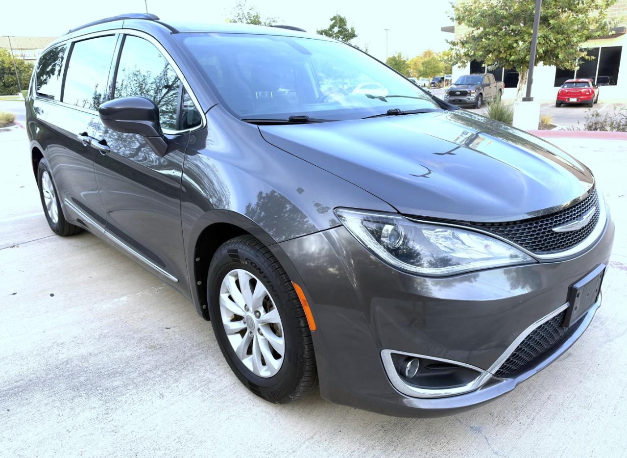 Chrysler Pacifica Touring-L 2017
