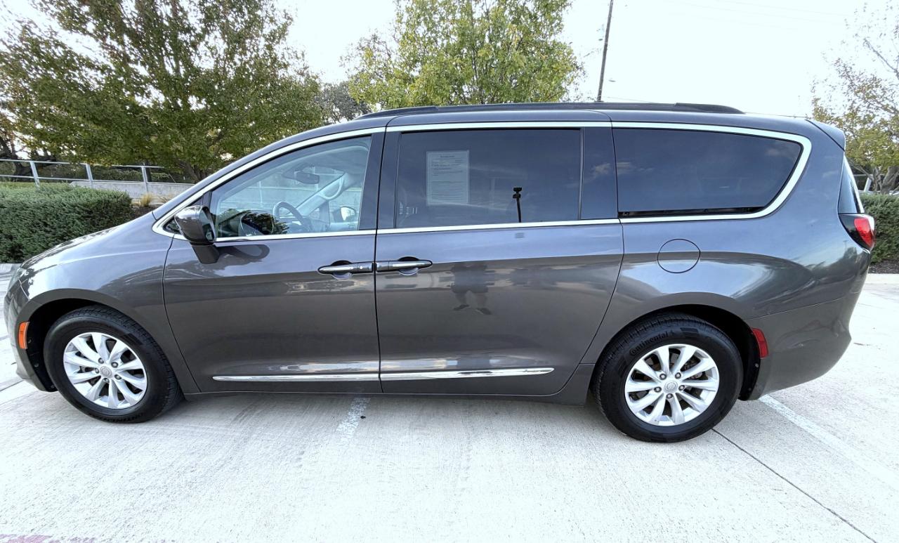 Chrysler Pacifica Touring-L 2017