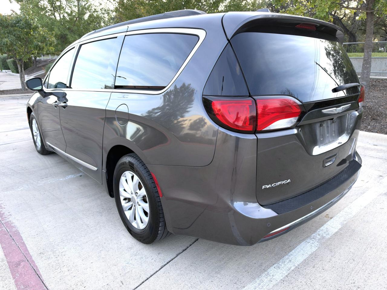 Chrysler Pacifica Touring-L 2017