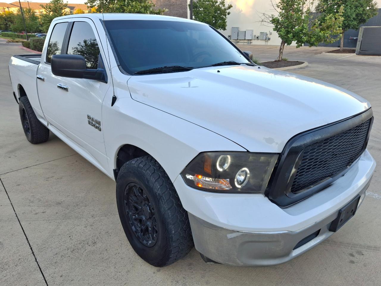 RAM 1500 SLT Quad Cab 2WD 2017