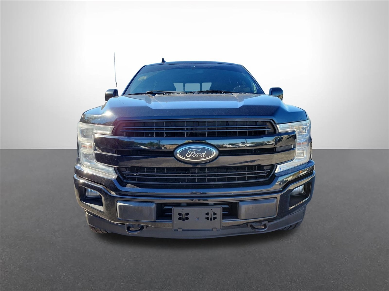 2018 Ford F-150 XL photo 2