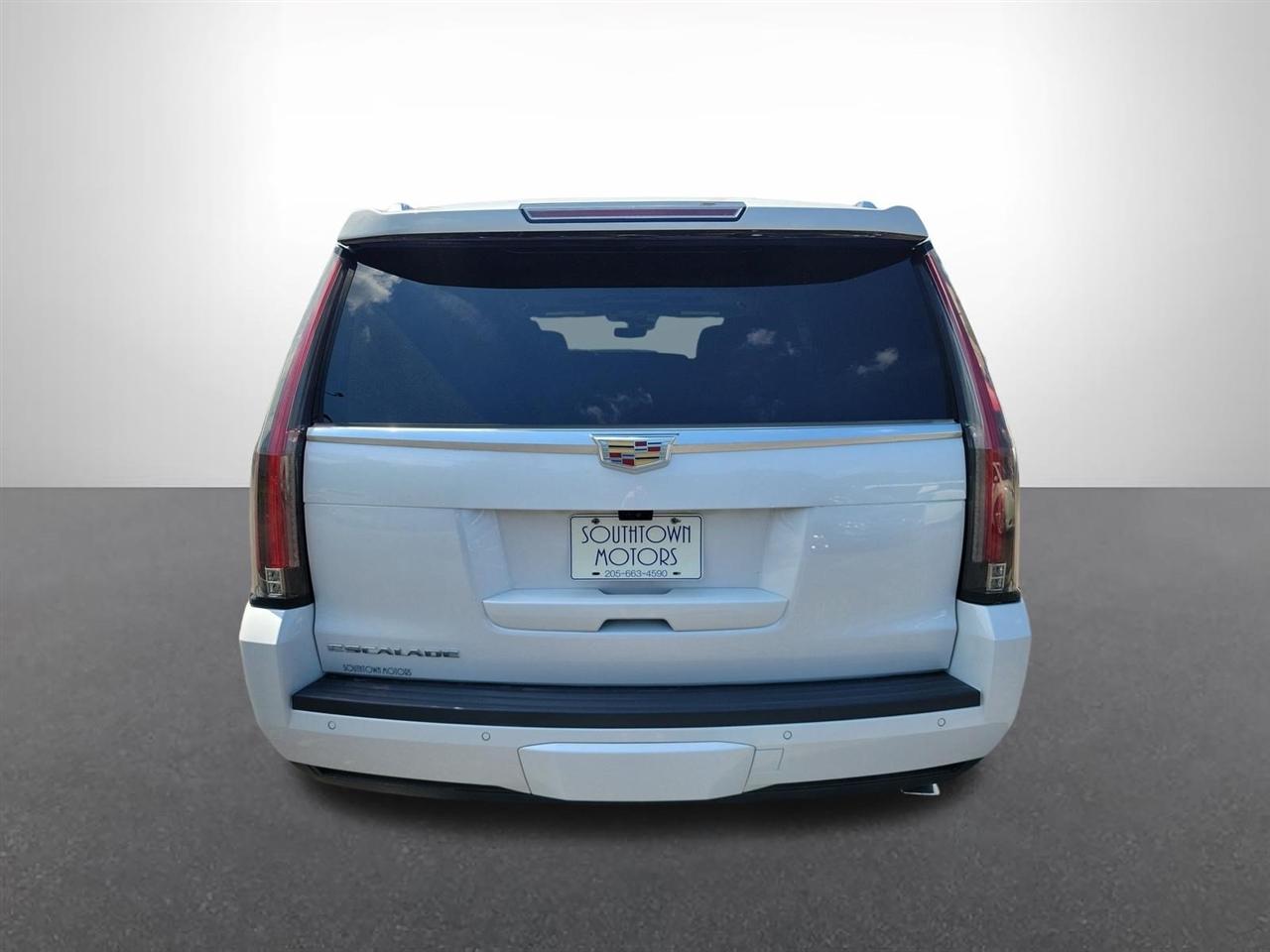 2020 Cadillac Escalade Platinum - Photo 7