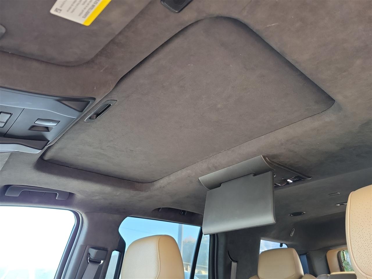 2020 Cadillac Escalade Platinum - Photo 16