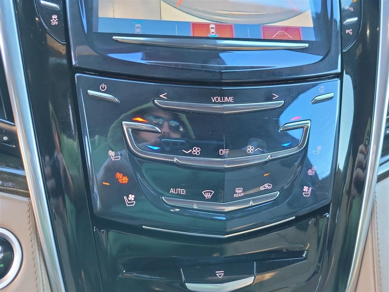 2020 Cadillac Escalade Platinum - Photo 26