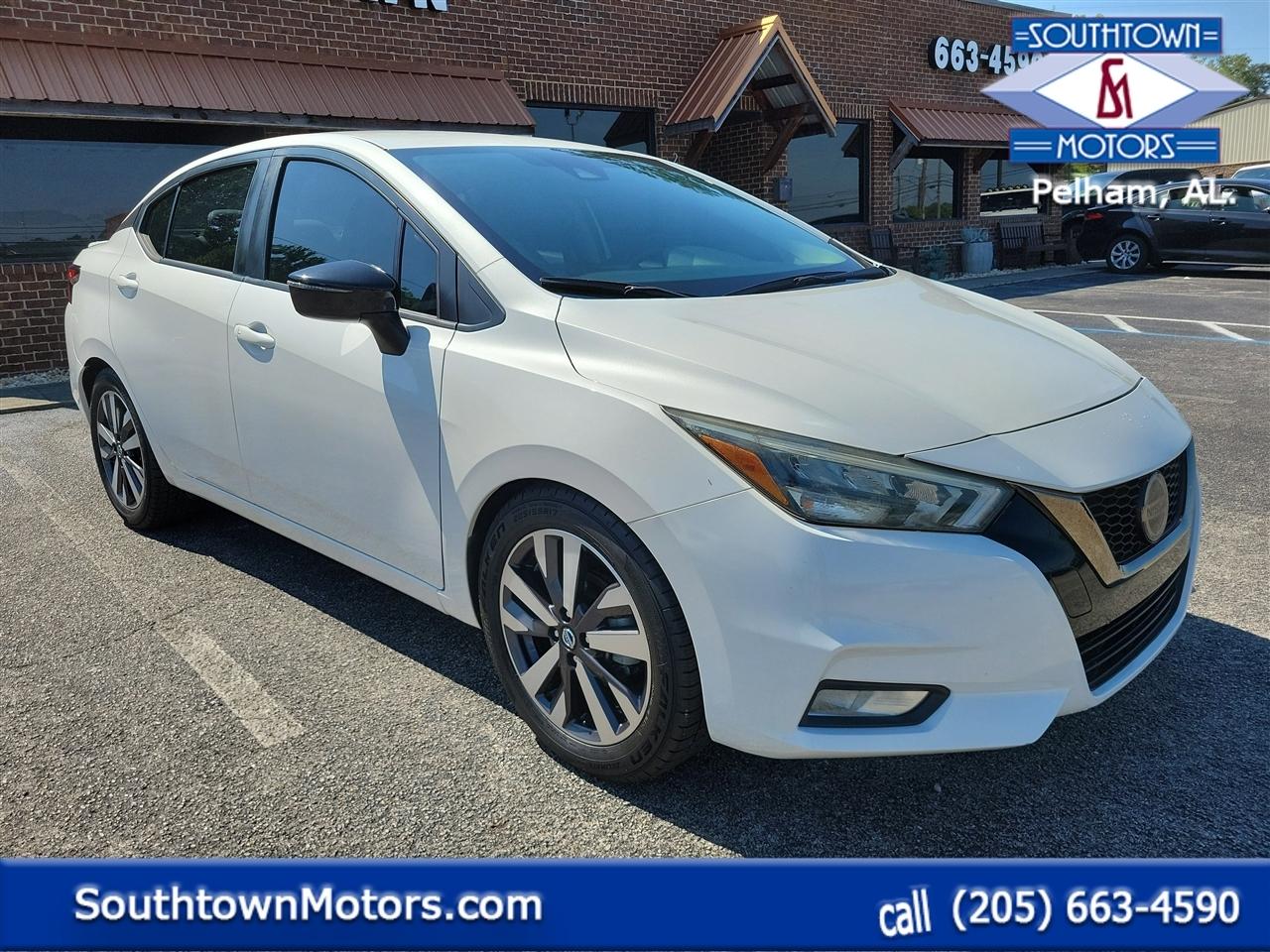 2020 Nissan Versa 1.6 SR CVT's photo