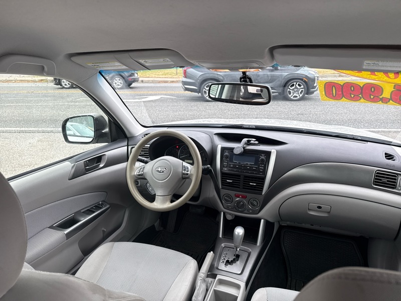 Subaru Forester 2.5X 2013