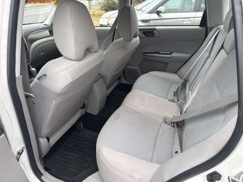 Subaru Forester 2.5X 2013