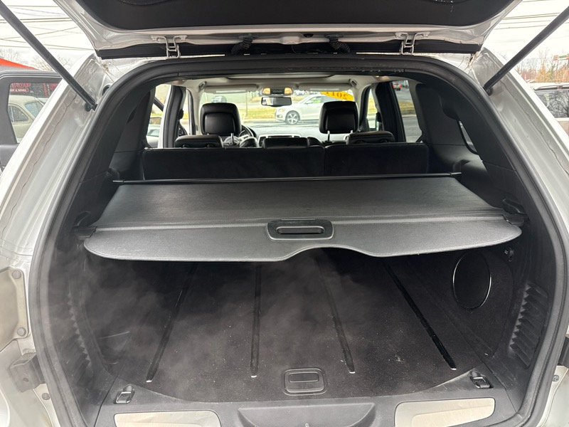 Jeep Grand Cherokee Limited 4WD 2011