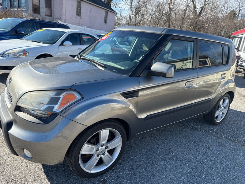 Kia Soul + 2010